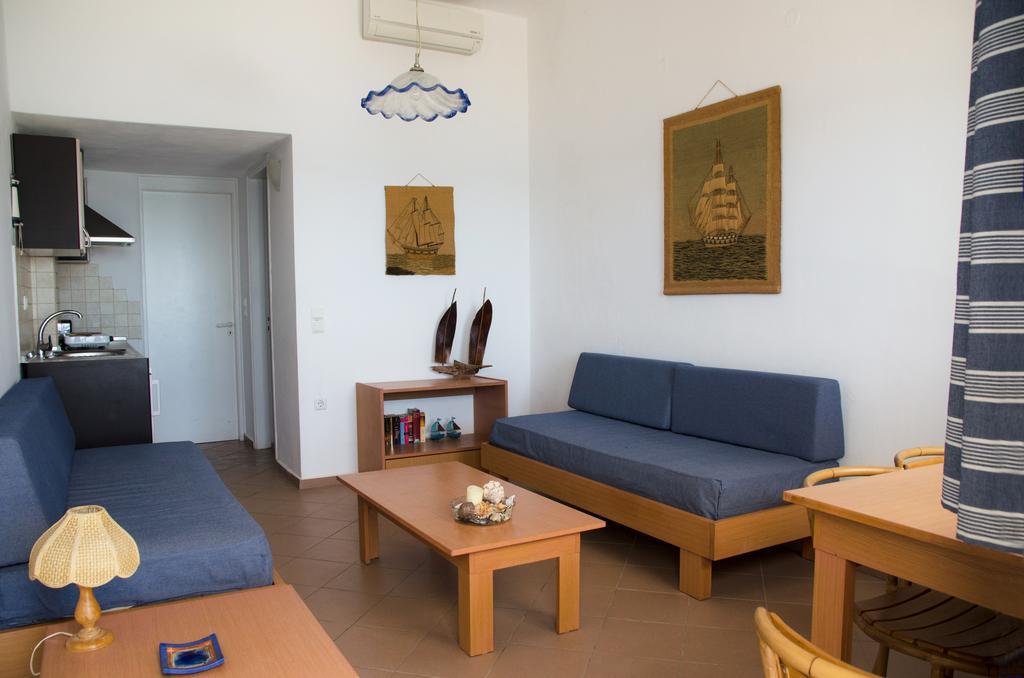 Yialos Studios-Apartments Makrýgialos المظهر الخارجي الصورة